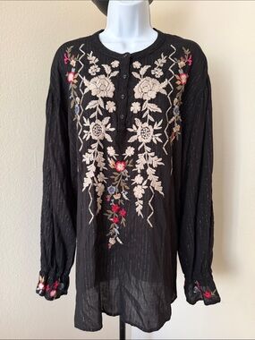Johnny Was Black Embroidered Floral Blouse